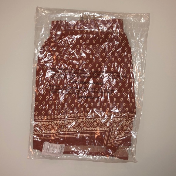 GARAGE Pull On Short - Picture 3 of 5